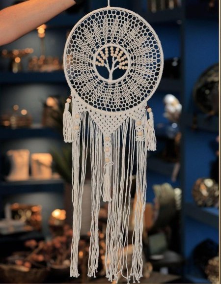 تعليقة مكرمية