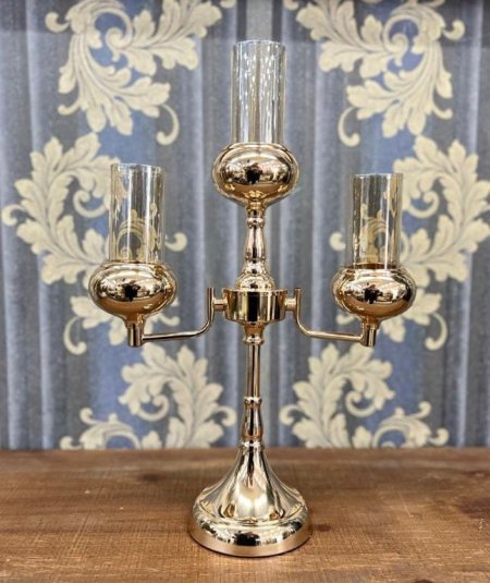 شمعدان ثلاثي