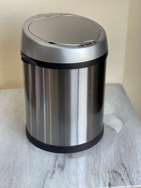 سلة مهملات الكترونية