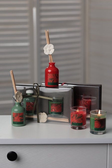 معطر مع شمع